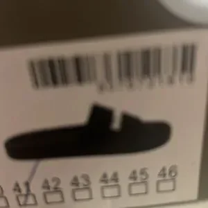 Balenciaga | Shoes | Balenciaga 454484wsg0 0000 Sneaker Tess  display picture 2